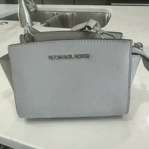 Mk cross bag
